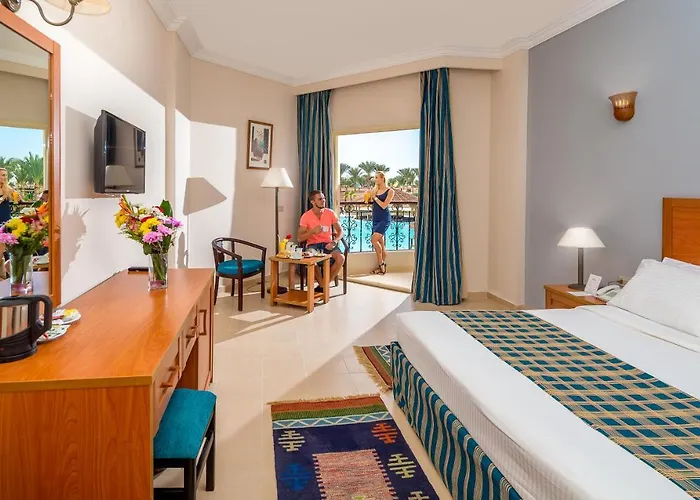 Hawaii Le Jardin Aqua Resort - Families And Couples Only